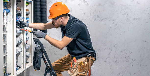 Best Licensed Electrician  in Arthur, IL
